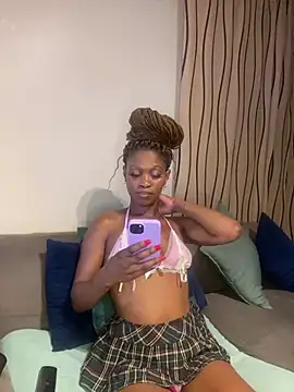 PETITE NAOMI online show from March 2025 06:21:02 PM