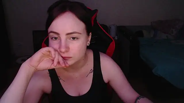 Snapshot of Laralianna chatting on March 2026 02:04:02 AM Laralianna online show from March 2026 02:04:02 AM