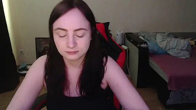 Snapshot of Laralianna chatting on March 2026 09:47:01 AM Laralianna online show from March 2026 09:47:01 AM