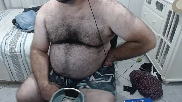 Snapshot of MysterBearMG chatting on January 2025 03:31:01 AM MysterBearMG online show from January 2025 03:31:01 AM