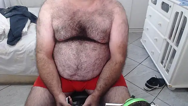 Snapshot of MysterBearMG chatting on February 2025 09:19:01 PM MysterBearMG online show from February 2025 09:19:01 PM