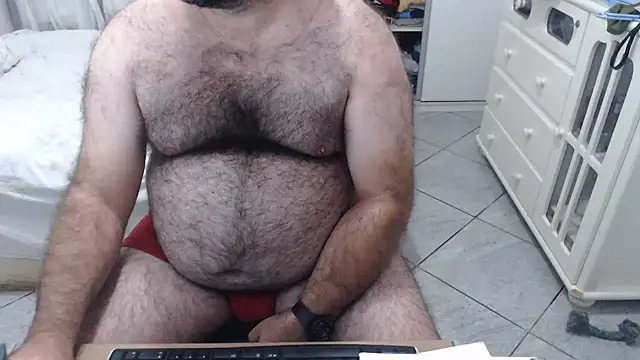 Snapshot of MysterBearMG chatting on February 2025 12:09:01 AM MysterBearMG online show from February 2025 12:09:01 AM