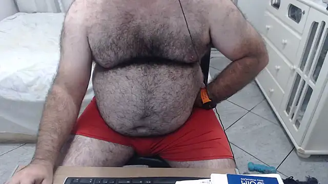 Snapshot of MysterBearMG chatting on February 2025 10:03:01 PM MysterBearMG online show from February 2025 10:03:01 PM