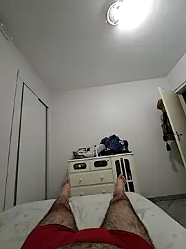 Snapshot of MysterBearMG chatting on February 2025 01:40:02 AM MysterBearMG online show from February 2025 01:40:02 AM