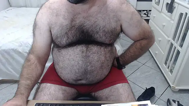 Snapshot of MysterBearMG chatting on February 2025 12:21:02 AM MysterBearMG online show from February 2025 12:21:02 AM