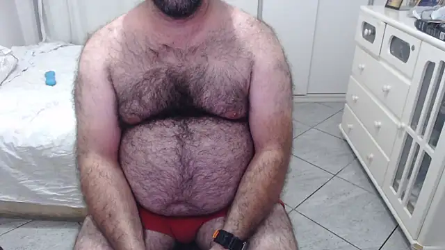 Snapshot of MysterBearMG chatting on March 2025 11:03:02 PM MysterBearMG online show from March 2025 11:03:02 PM