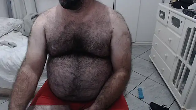 Snapshot of MysterBearMG chatting on March 2025 10:45:02 PM MysterBearMG online show from March 2025 10:45:02 PM