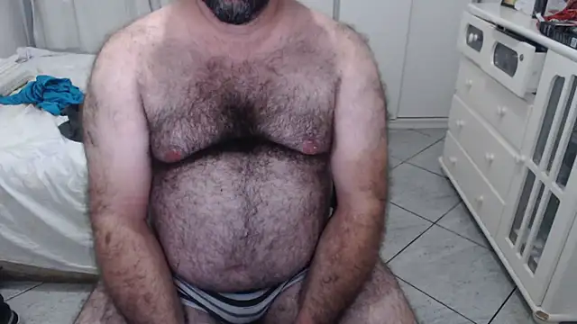 Snapshot of MysterBearMG chatting on March 2025 03:51:01 AM MysterBearMG online show from March 2025 03:51:01 AM