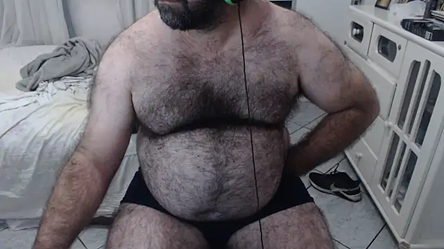 Snapshot of MysterBearMG chatting on March 2025 02:59:01 AM MysterBearMG online show from March 2025 02:59:01 AM