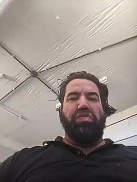 Snapshot of MysterBearMG chatting on September 2025 03:45:02 PM MysterBearMG online show from September 2025 03:45:02 PM