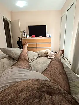 Snapshot of MysterBearMG chatting on September 2025 04:19:01 PM MysterBearMG online show from September 2025 04:19:01 PM