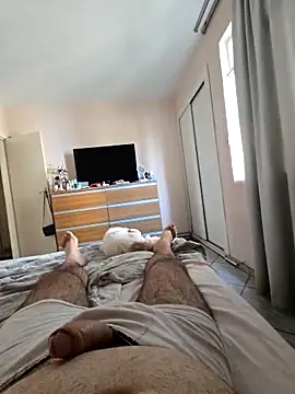 Snapshot of MysterBearMG chatting on October 2025 12:36:02 PM MysterBearMG online show from October 2025 12:36:02 PM