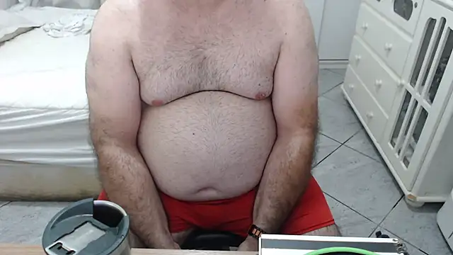 Snapshot of MysterBearMG chatting on October 2025 11:24:02 PM MysterBearMG online show from October 2025 11:24:02 PM