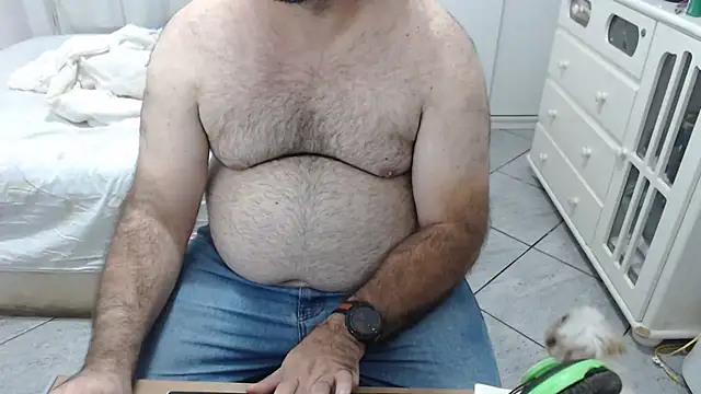 Snapshot of MysterBearMG chatting on October 2025 09:26:02 PM MysterBearMG online show from October 2025 09:26:02 PM