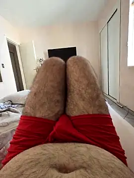 Snapshot of MysterBearMG chatting on November 2025 11:45:01 AM MysterBearMG online show from November 2025 11:45:01 AM