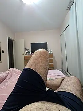 Snapshot of MysterBearMG chatting on November 2025 01:05:02 AM MysterBearMG online show from November 2025 01:05:02 AM