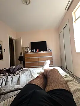 Snapshot of MysterBearMG chatting on December 2025 05:40:02 PM MysterBearMG online show from December 2025 05:40:02 PM