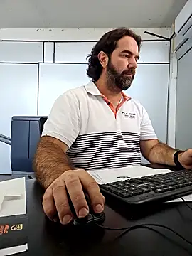 MysterBearMG online show from January 2026 01:05:01 PM