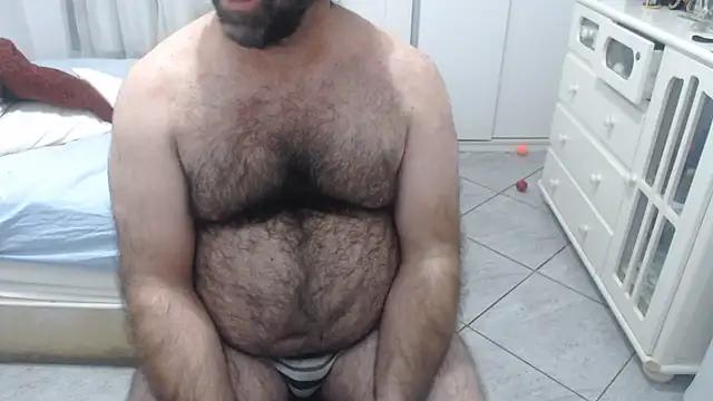 Snapshot of MysterBearMG chatting on July 2026 02:37:02 AM MysterBearMG online show from July 2026 02:37:02 AM