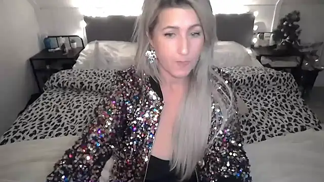 TessToy online show from December 2024 05:36:02 PM