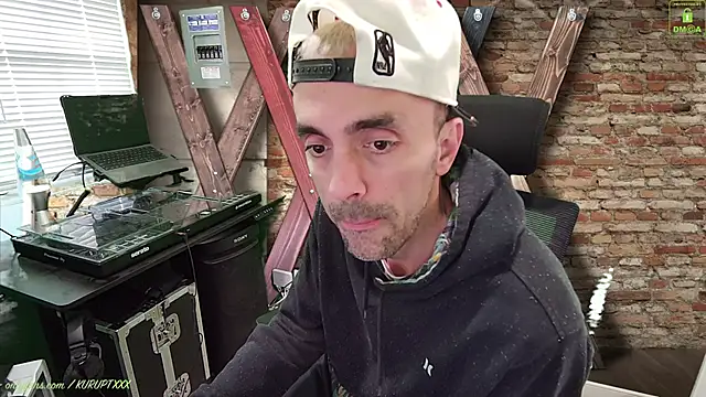 kuruptxxx live online show from January 2025 08:51:01 PM