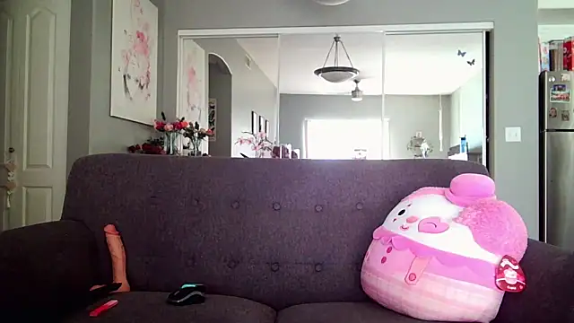 Snapshot of Lexi_Shocker chatting on February 2025 10:03:02 PM Lexi Shocker online show from February 2025 10:03:02 PM