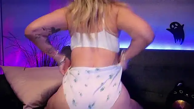 Snapshot of Lexi_Shocker chatting on September 2025 06:19:02 AM Lexi Shocker online show from September 2025 06:19:02 AM