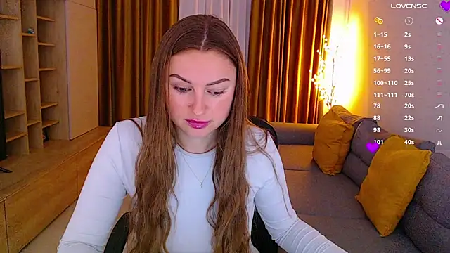  Mia Adams online show from November 2025 10:37:02 AM