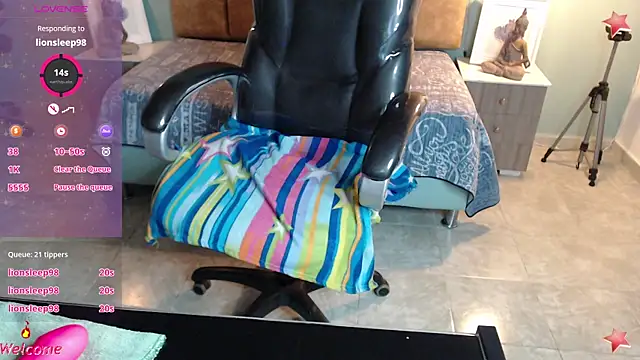 Snapshot of Barbiegomez chatting on February 2025 06:24:01 AM Barbiegomez online show from February 2025 06:24:01 AM