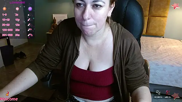 Snapshot of Barbiegomez chatting on March 2025 03:29:02 AM Barbiegomez online show from March 2025 03:29:02 AM