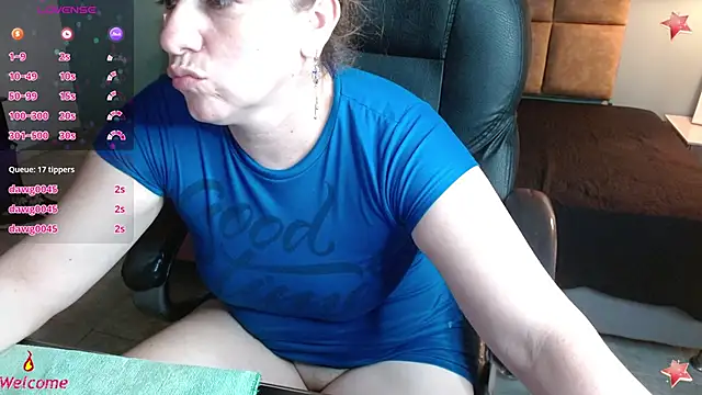 Snapshot of Barbiegomez chatting on March 2025 06:21:01 AM Barbiegomez online show from March 2025 06:21:01 AM