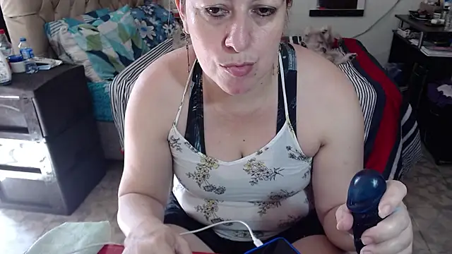 Snapshot of Barbiegomez chatting on December 2025 07:00:01 PM Barbiegomez online show from December 2025 07:00:01 PM