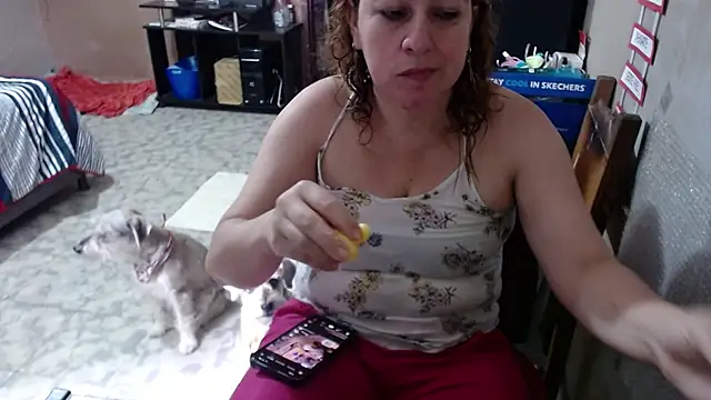 Snapshot of Barbiegomez chatting on April 2026 04:51:01 PM Barbiegomez online show from April 2026 04:51:01 PM