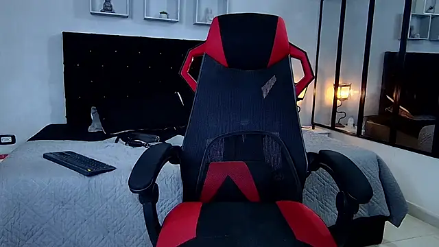 tyler hank01 online show from March 2025 04:45:02 PM