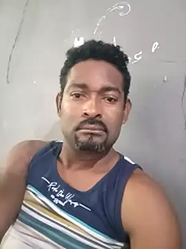 elias1704 online show from October 2025 12:58:01 PM