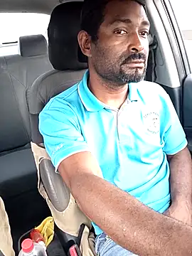 elias1704 online show from October 2025 10:19:01 PM