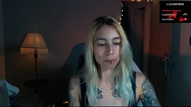 Saucy Jenn online show from January 2025 10:46:02 PM