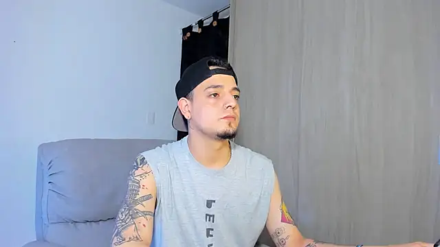 alejandro calderon1 online show from March 2025 05:30:01 AM