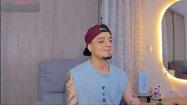 Snapshot of alejandro_calderon1 chatting on November 2025 04:23:02 AM alejandro calderon1 online show from November 2025 04:23:02 AM