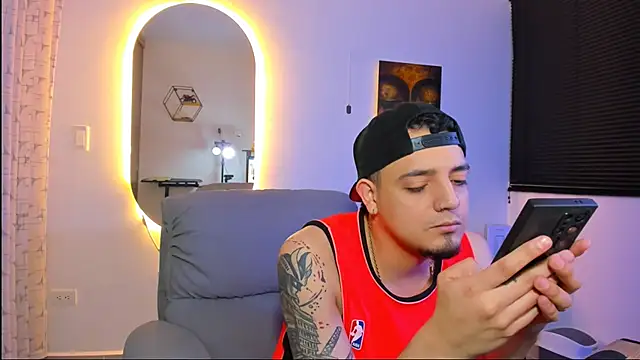 alejandro calderon1 online show from February 2026 05:36:02 AM