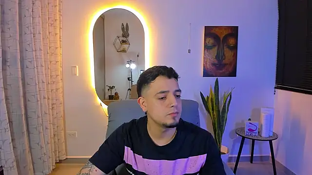 Snapshot of alejandro_calderon1 chatting on March 2026 07:02:01 AM alejandro calderon1 online show from March 2026 07:02:01 AM