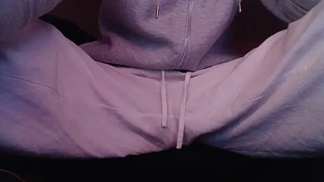 Snapshot of herver67 chatting on March 2026 05:22:01 AM herver67 online show from March 2026 05:22:01 AM