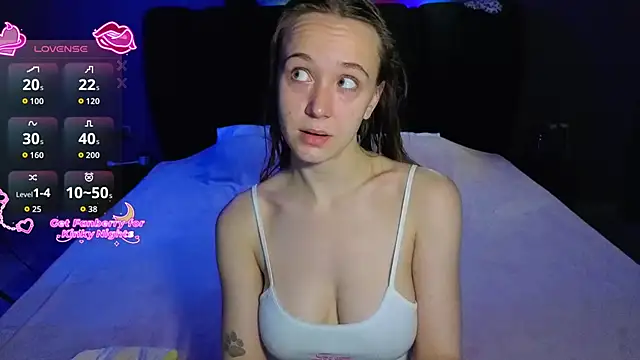 Snapshot of SexyCocobutt chatting on April 2026 01:38:02 PM SexyCocobutt online show from April 2026 01:38:02 PM