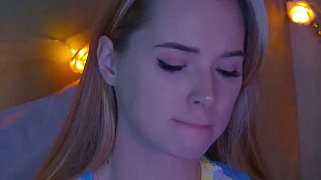 GentleRossi online show from January 2025 03:31:01 AM