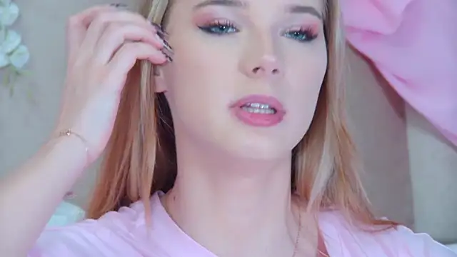 GentleRossi online show from September 2025 03:14:01 PM