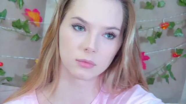 GentleRossi online show from September 2025 09:08:02 PM