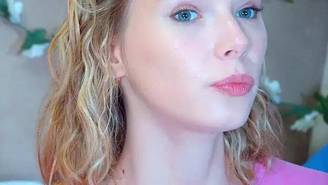 Snapshot of GentleRossi chatting on April 2026 03:19:02 PM GentleRossi online show from April 2026 03:19:02 PM