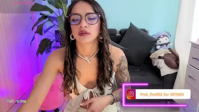 melisa es online show from November 2025 01:25:02 PM