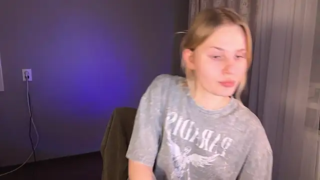 Snapshot of Chanel_Gill chatting on January 2025 10:29:02 PM Chanel Gill online show from January 2025 10:29:02 PM