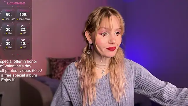 Snapshot of Chanel_Gill chatting on February 2025 06:29:02 PM Chanel Gill online show from February 2025 06:29:02 PM